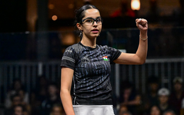 Anahat Singh playing squash