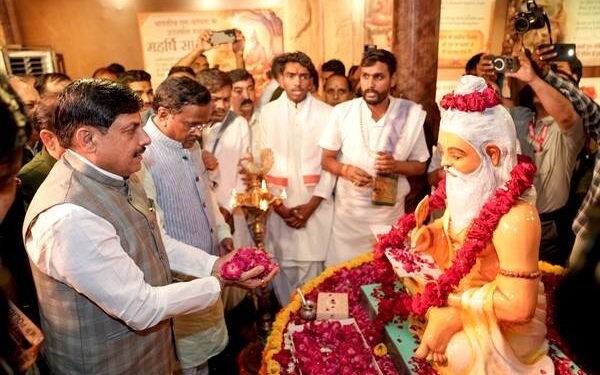 Chief Minister Dr. Mohan Yadav visiting the Maharshi Sandipani Ashram in Ujjain