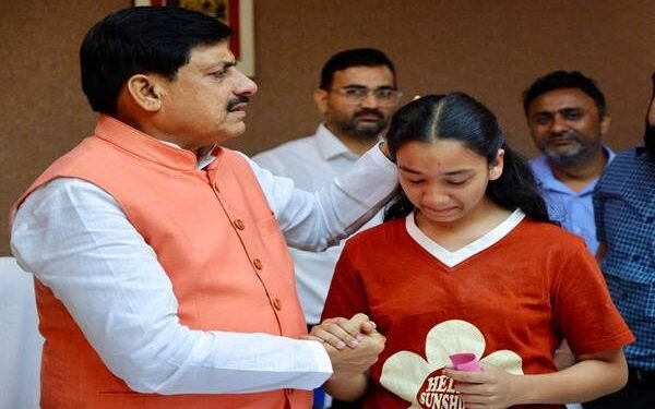 Madhya Pradesh Chief Minister Dr. Mohan Yadav with the grieving family