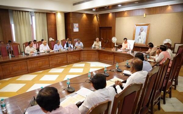 Chief Minister Dr. Mohan Yadav addressing the review meeting on Guru Purnima celebrations