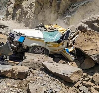 A mountainous landscape with rescue teams