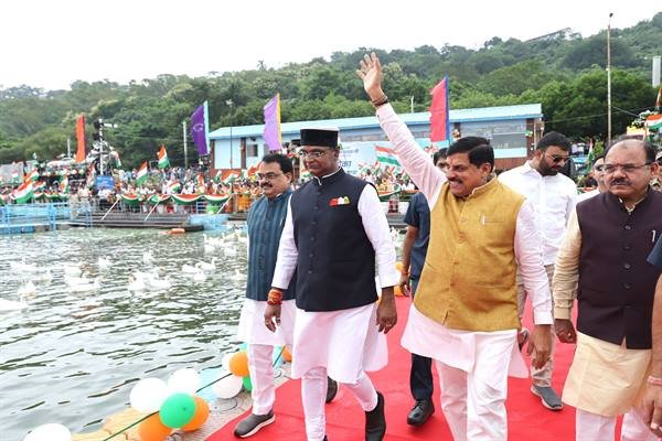 Grand Tricolor Boat Rally in Bhopal, Madhya Pradesh