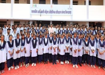 Chief Minister Dr. Mohan Yadav interacting with trainee students at the Government Tribal Women Industrial Training Institute