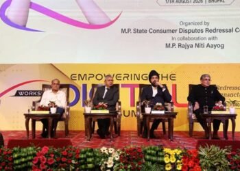 A group of people attending a workshop on digital consumer rights