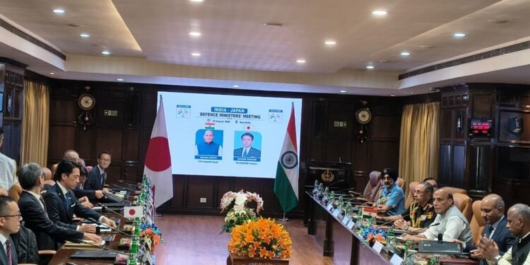 Defence Ministers of India and Japan in discussion
