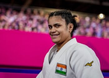 Madhya Pradesh athletes receiving awards