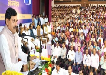 Chief Minister Dr. Mohan Yadav addressing a gathering in Chhindwara, Madhya Pradesh