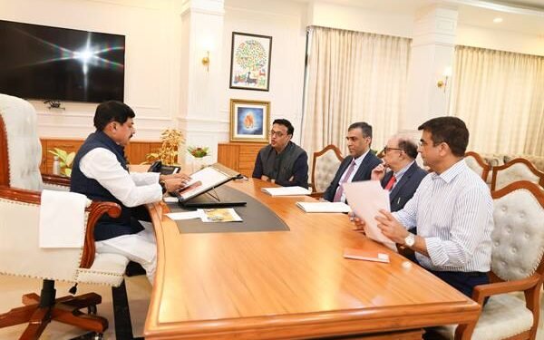 Chief Minister Dr. Mohan Yadav meeting with Dr. Daoud Al Shezawi