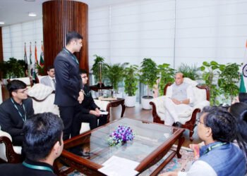 Raksha Mantri Rajnath Singh with Officer Trainees of Indian Defence Estates Service