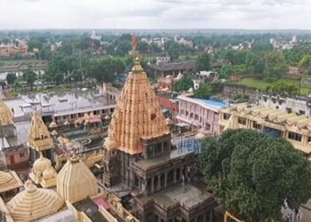 Mahakaleshwar temple in Ujjain during the procession