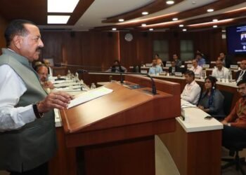 Union Minister Dr. Jitendra Singh addressing civil servants during a training course